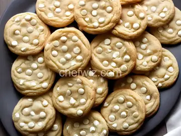 White Chocolate Macadamia Cookies