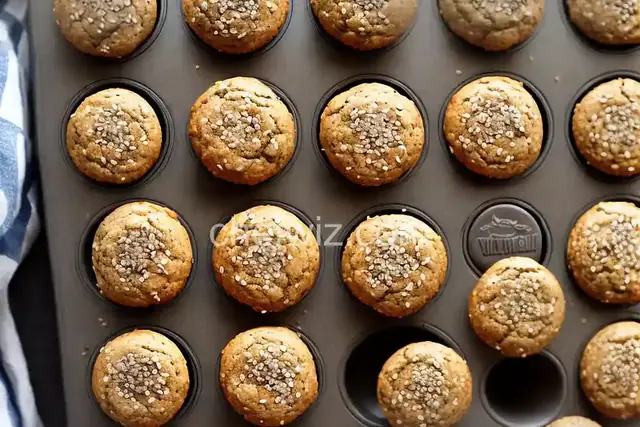 Advocare Muscle Gain banana Chia seed mini muffins