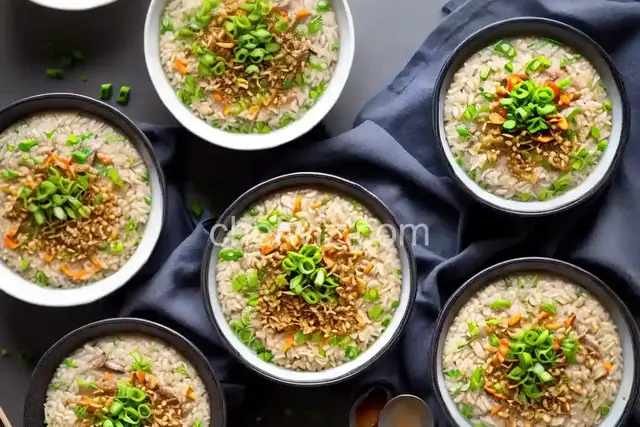 Congee (Rice Porridge) With Minced Pork and Crispy Shallots