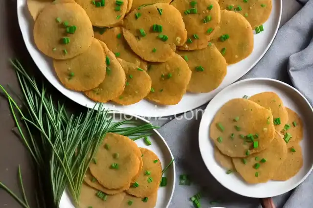 Crisp and Chewy Thai Fried Chive Cakes (Kanom Gui Chai) Recipe