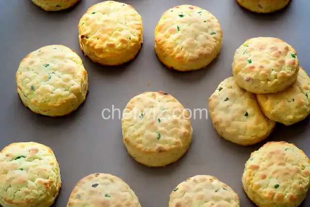 Easy Ham and Cheese Scones Recipe