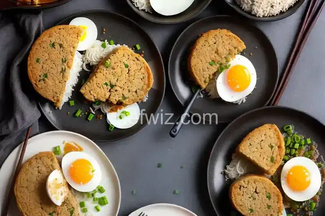 Ground Pork Cake with Salty Egg (Haam Daan Ju Yoke Beng)