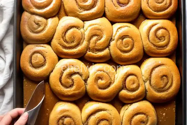 Soft, Moist and Gooey Cinnamon Buns