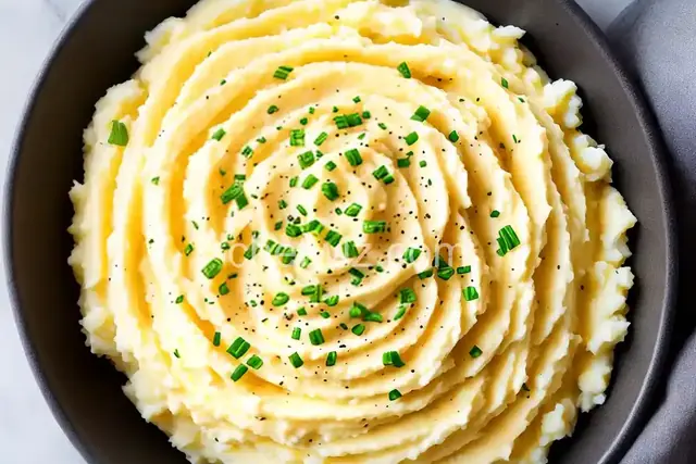 White Cheddar Mashed Potatoes