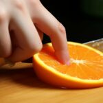 how to cut an orange